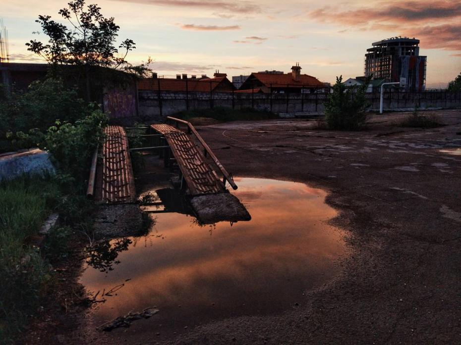 (foto) Un cer cât o mie de metafore! În ce culori a pictat ploaia apusul de astăzi