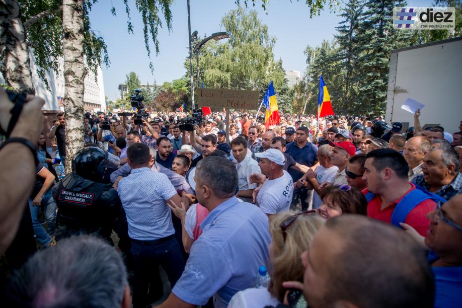 Protest 20.07 (196)