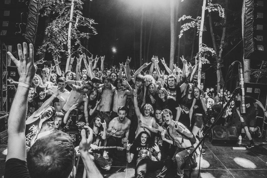 Ți-a lipsit muzica rock, headbanging-ul și mosh-ul? Toamna vine cu un nou festival pentru amatorii stilului hard rock