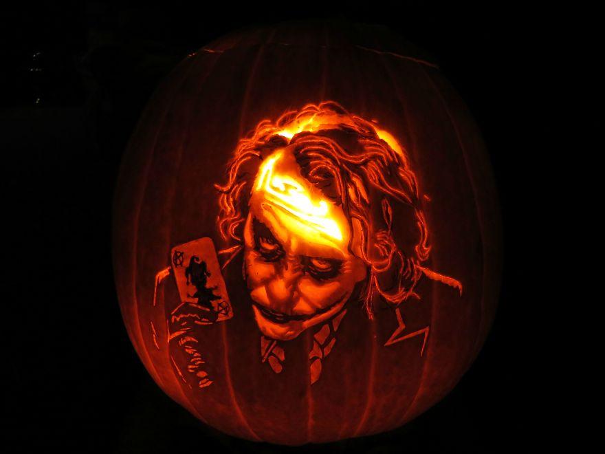 Pumpkin-The-Joker-59e7436d3ea93__880