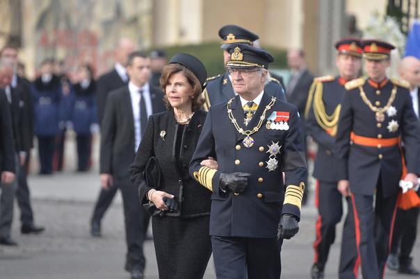 BUCURESTI - FUNERALII - REGELE MIHAI I AL ROMANIEI