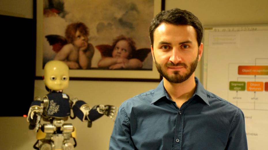 7. Institutul de Sisteme si Robotica, Lisabona, robotul humanoid iCub