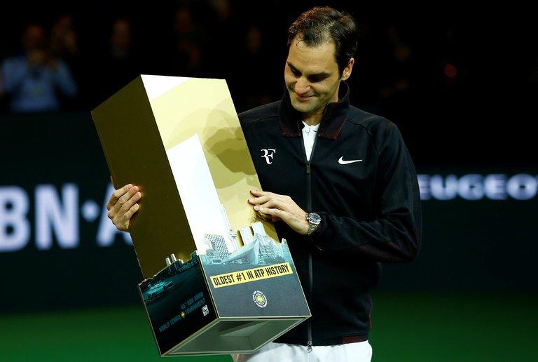 (video) Federer este cel mai în etate jucător de tenis din istorie care ajunge pe primul loc în lume