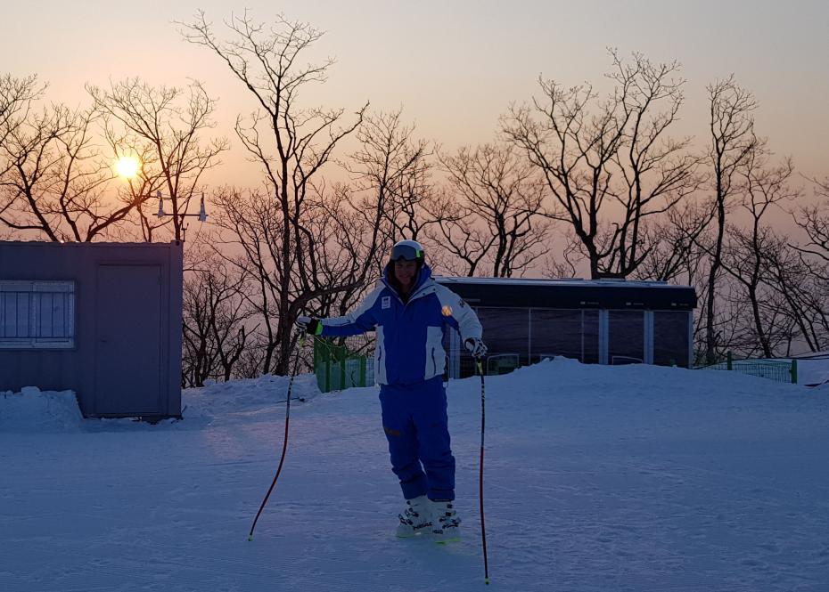 Cursa de schi alpin a fost amânată. Sportivul naturalizat, Cristopher Hoerl, își amână debutul la Jocurile Olimpice din PyeongChang