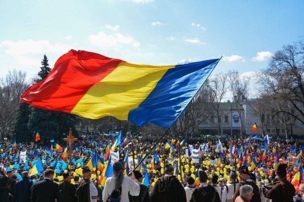 video-sapte-localitati-din-republica-moldova-au-semnat-o-declaratie-de-unire-cu-romania-1517326599