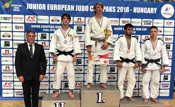 Doi tineri din Moldova au obținut medaliile de bronz la Cupa Europei la judo printre juniori