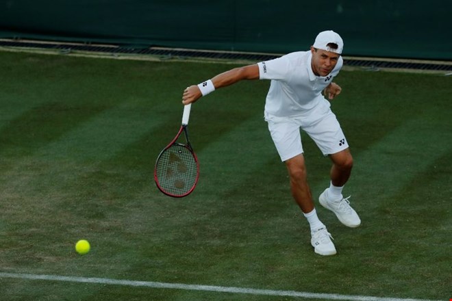 O nouă performanță pentru Radu Albot. Tenismenul moldovean s-a calificat în premieră în turul trei, la Wimbledon