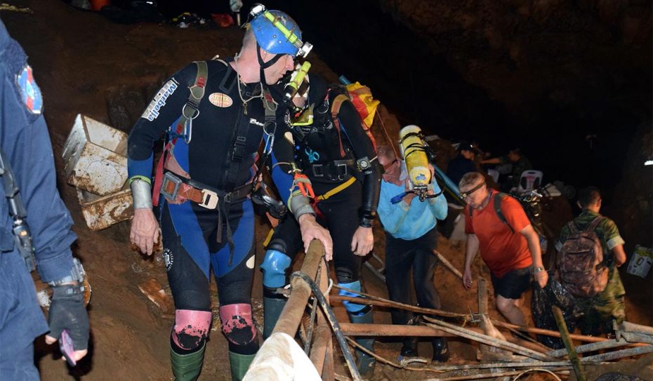 Thailand-Football-Team-Rescue-4