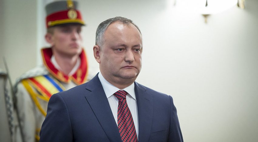 „Dodon not found”. Peste 10% din moldoveni îl vor căuta pe președinte în buletinele din circumscripțiile electorale