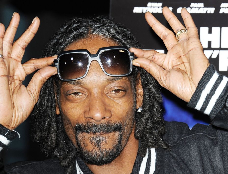 sNOOP-DOGG