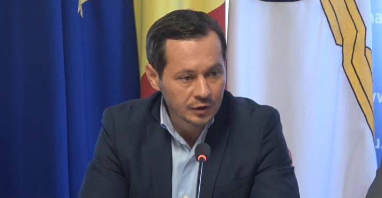 (video) Apel împotriva remunerării lui Moș Crăciun de la primarul capitalei: „Nu mai colectați bani”