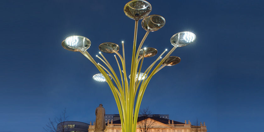 Urban lamp post / contemporary / aluminum / LED