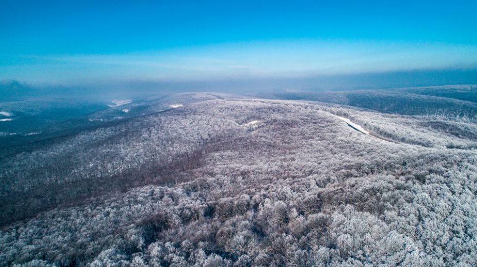 (foto) În straie albe de zăpadă. Povestea iernii din Moldova într-o serie de fotografii realizate cu drona