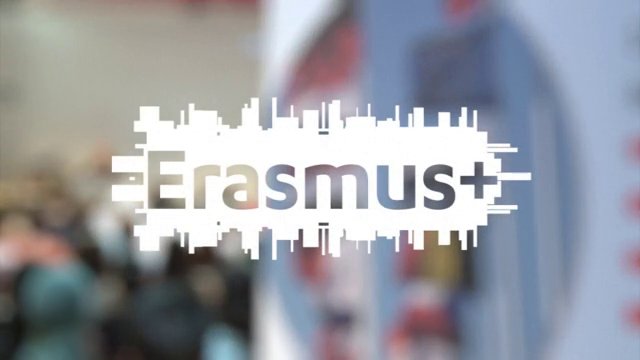 Vrei să devii voluntar Erasmus+? Grupul de inițiativă al alumnilor a deschis un apel pentru a-și crește echipa