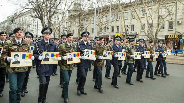 Eroii căzuți în conflictul armat de pe Nistru sunt comemorați astăzi, la Chișinău