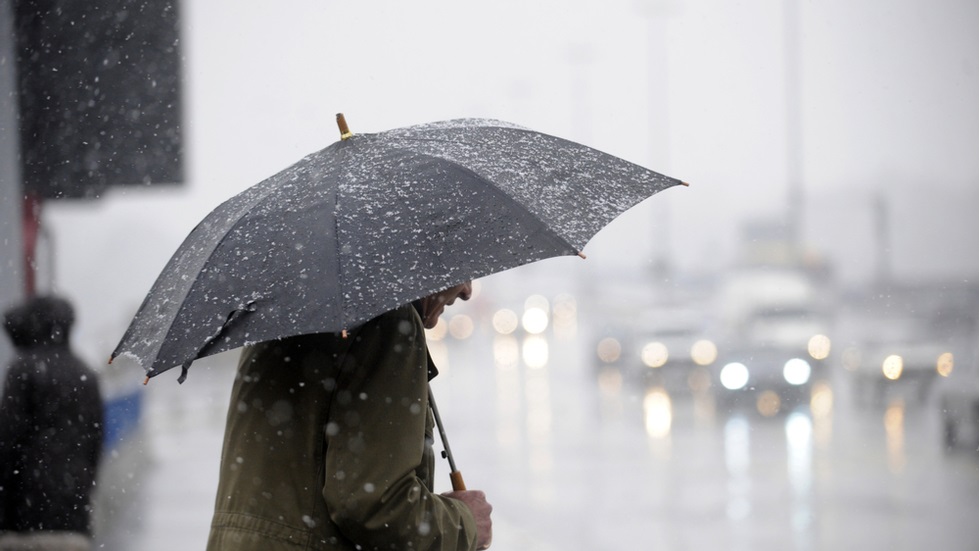 Cod galben de ploi cu grindină pe întreg teritoriul țării. Cu ce recomandări vine Serviciul Hidrometeorologic de Stat