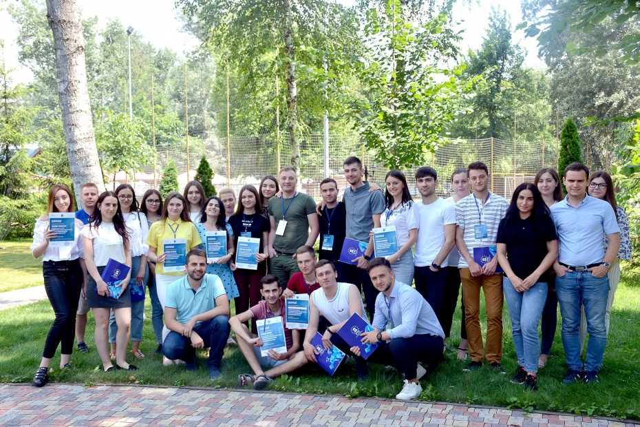 #youth4NATO. Mai mulți tineri au studiat despre domeniile de activitate ale NATO în cadrul Școlii de Vară IPRE