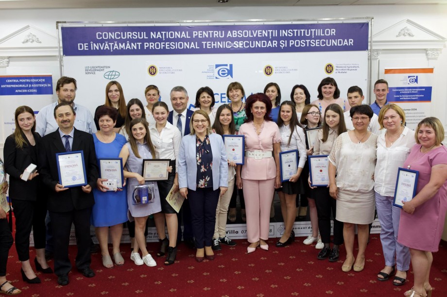 Foto Cel Mai Bun Plan De Afaceri Cele Mai Inovative Idei De Afaceri Au Fost Premiate La Concursul NaÈ›ional Diez