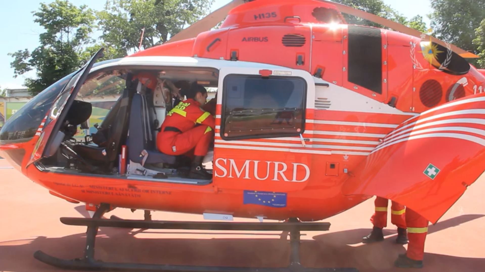 Un bărbat din Moldova, transportat cu un elicopter SMURD de la Ocnița la Chișinău