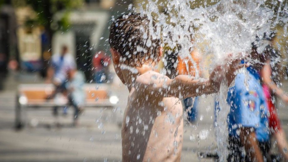 Cod Galben de caniculă pentru întreg teritoriul țării. În orele de după amiază se vor înregistra peste 33°C