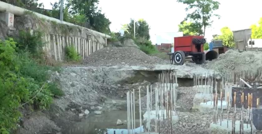 bloc locativ