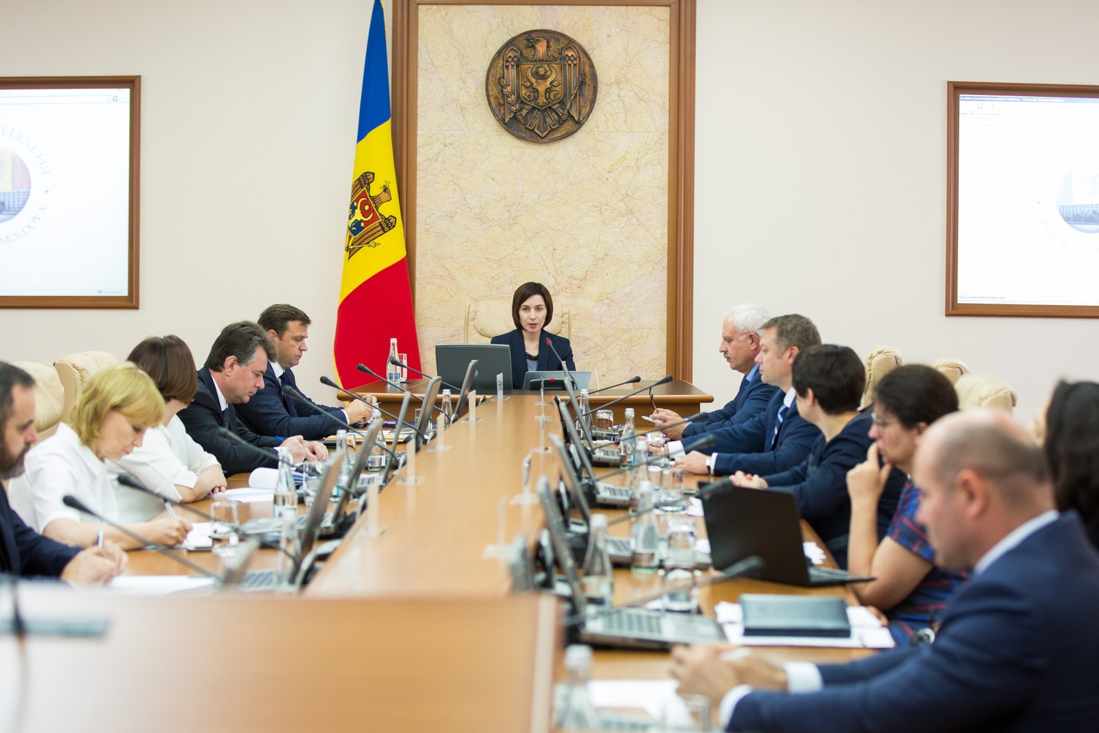 (live) Guvernul, din nou în ședință. Sunt cinci puncte pe ordinea de zi