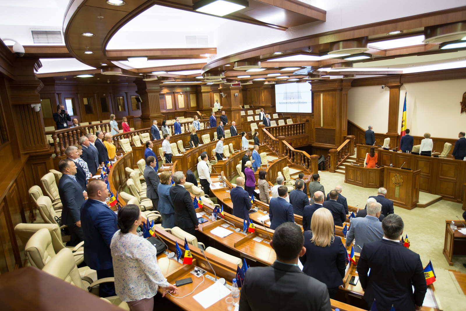 (live) Prima ședință a Parlamentului din această toamnă. Ordinea de zi are 5 puncte