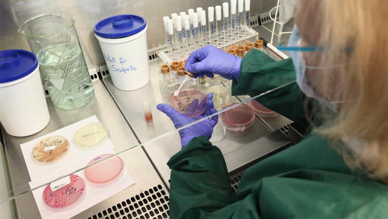 O nouă explozie a avut loc într-un centru de cercetare din Rusia. Acolo se păstrează viruși de variolă, Ebola și HIV