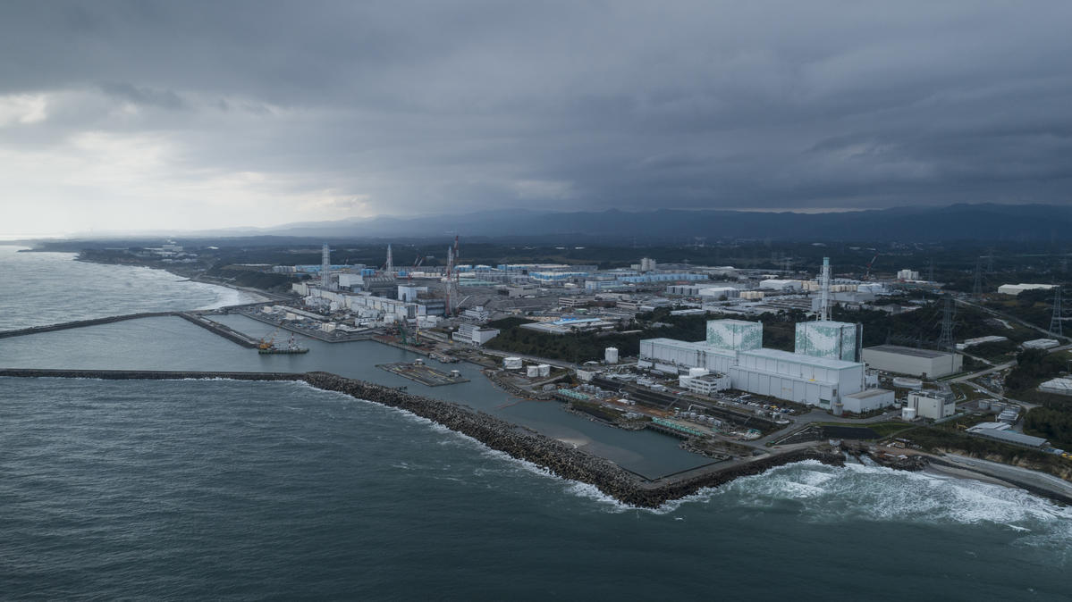 The nuclear crisis at the Fukushima Daiichi nuclear plant contin