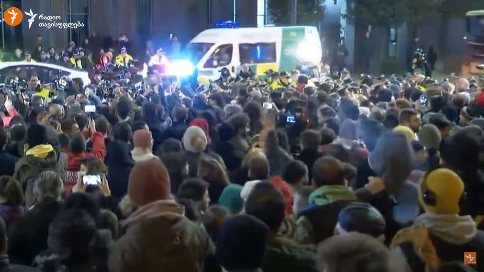 (foto) Proteste la Tbilisi. Manifestanții cer parlamentului să anuleze sistemul de vot mixt