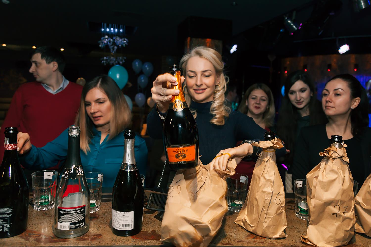 Ai ales deja spumantul pentru revelion? Vino la Drink Local Sparkling Party și degustă noutățile în materie spumante