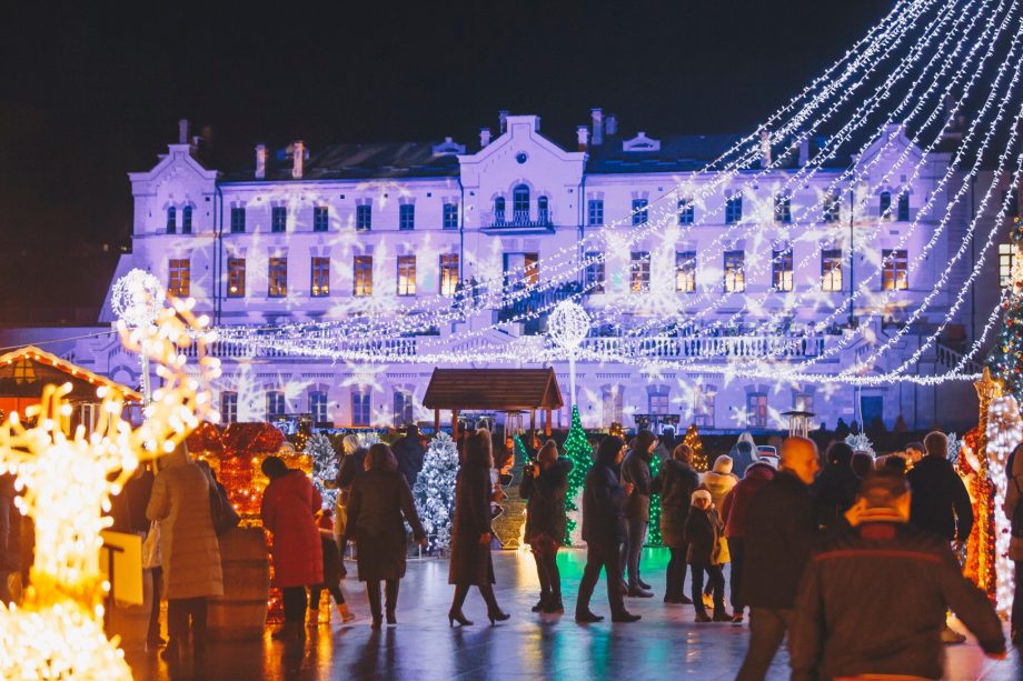 Foto Cel Mai Feeric Targ De Sărbătoare Din țară S A Incheiat Cu