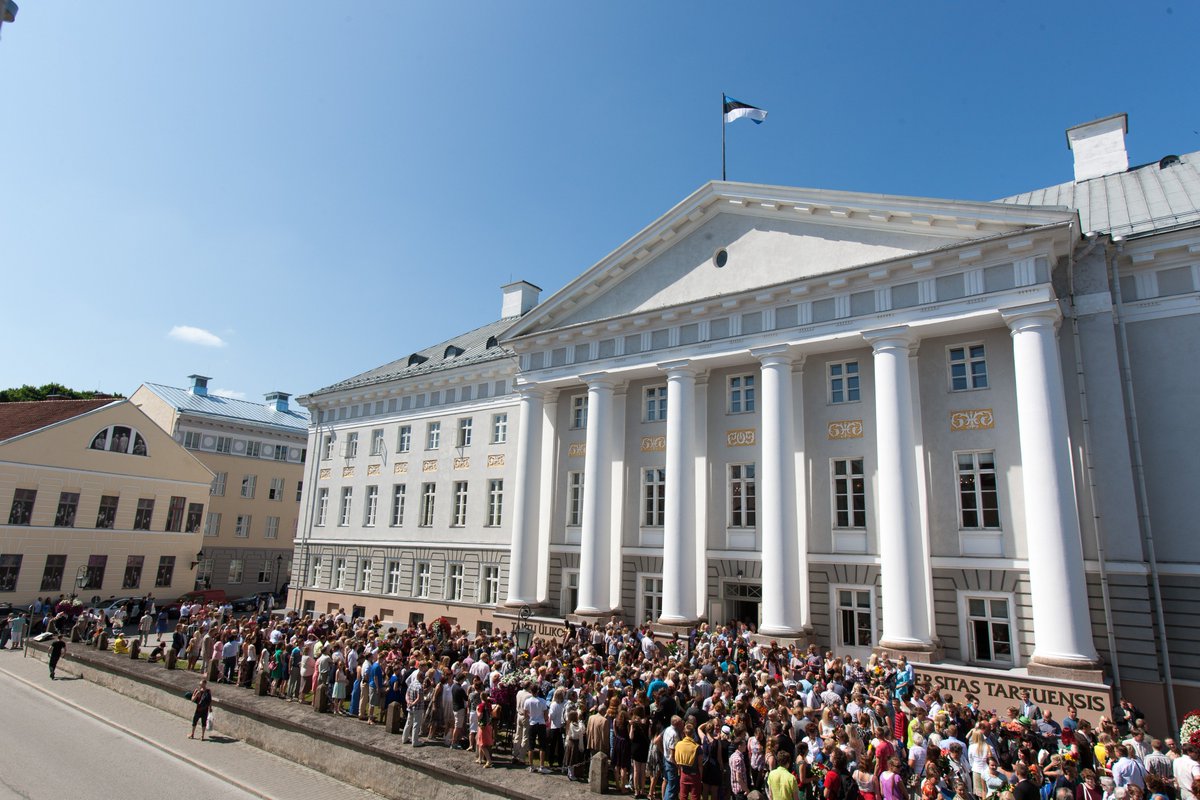 Universitatea din Tartu, Estonia, oferă 287 de burse de studii. Lista programelor la care poți depune dosarul