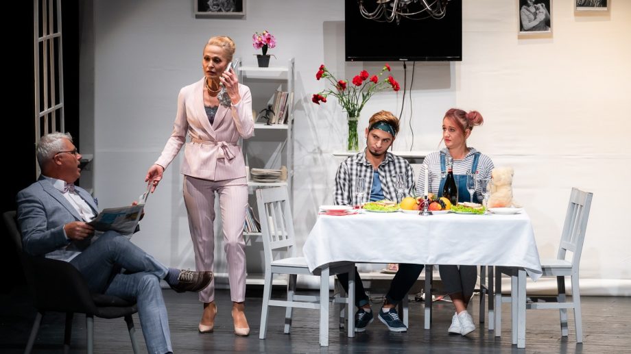 Hai la teatru! Teatrul Național Satiricus te invită la trei spectacole în această săptămână