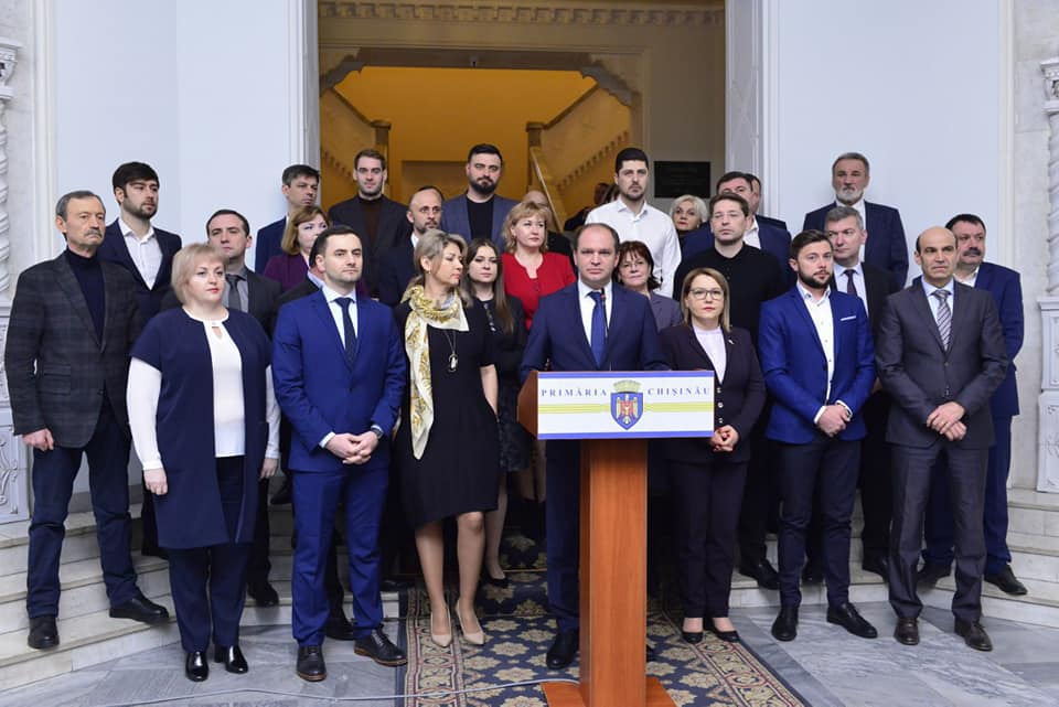 Ion Ceban a raportat cele 100 de zile de când a fost investit în funcția de primar. Ce a reușit până acum și ce nu