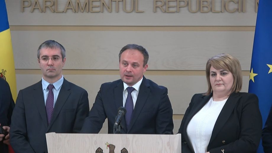 Șase ex-democrați au constituit grupul parlamentar „Pro Moldova”