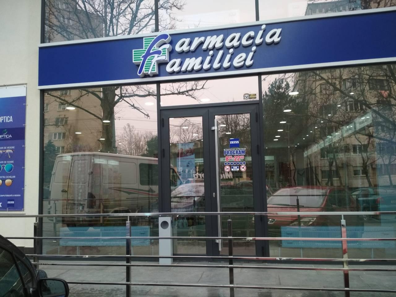 Cum Farmacia Familiei își ajută angajații să depășească problemele legate de starea de urgență din țară