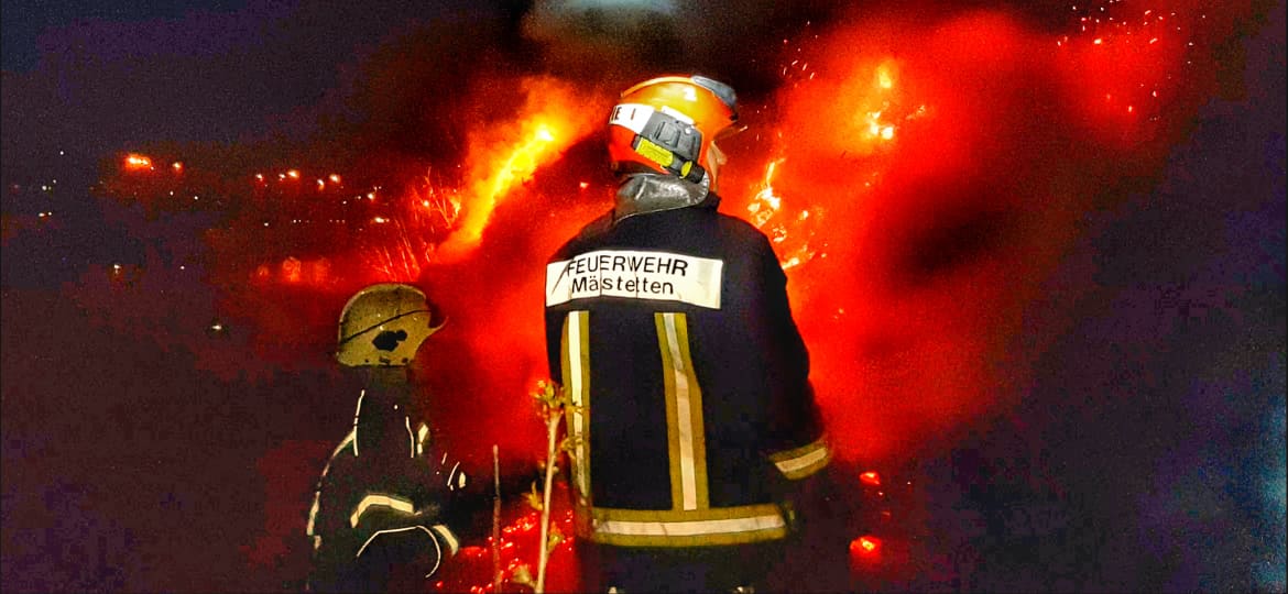 (video) Nu aprindeți iarba și stufărișul uscat! În ultimele 24 de ore, s-au înregistrat peste 70 de incendii de vegetație