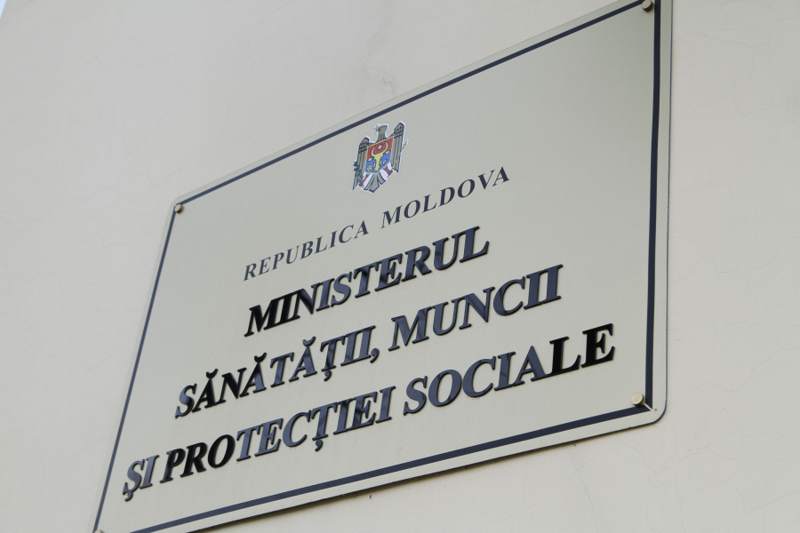 (sondaj) Peste 40 % dintre cetățeni sunt mulțumiți de activitatea autorităților în combaterea răspândirii COVID-19