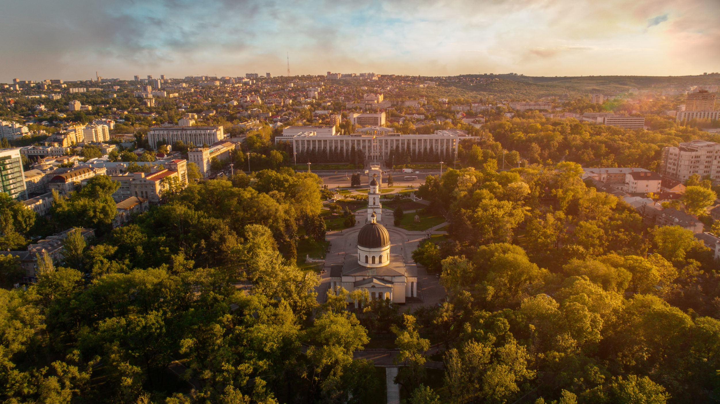 Moldova-2503×1406