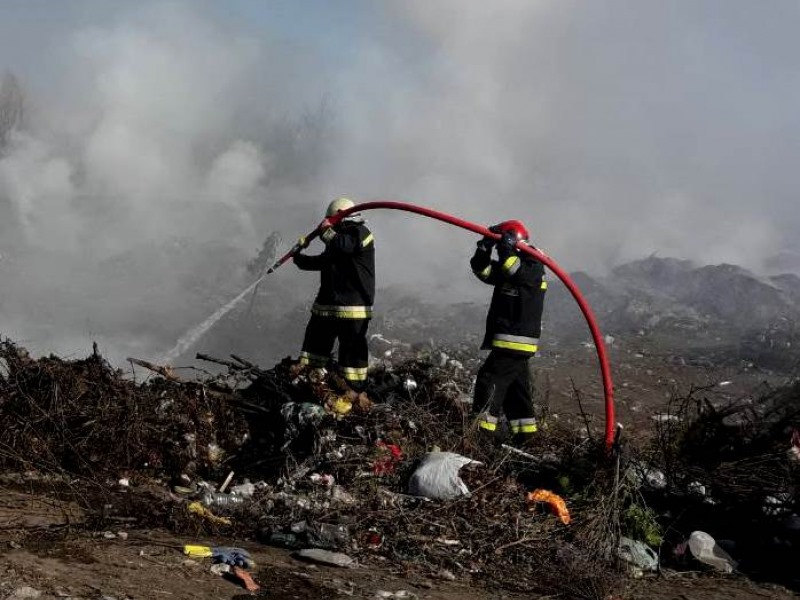 64 de focare de incendiu în ultimele 24 de ore. Peste 280 de hectare de vegetație au fost cuprinse de flăcări în toată țara