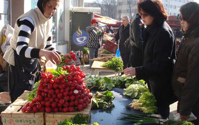 Ion Chicu: „Începând cu 11 mai, se va permite activitatea piețelor în toate localitățile Republicii Moldova, cu excepția municipiilor Bălți și Chișinău”