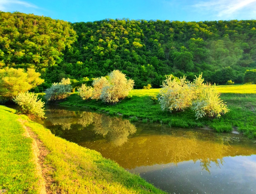 (foto) Petrece weekendul activ descoperind localitățile pitorești din Moldova. Ghid elaborat împreună cu Art-Labyrinth