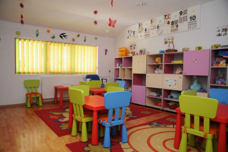 994 de grădinițe din Moldova nu s-au redeschis, deocamdată. Educatorii mențin la distanță comunicarea cu familiile