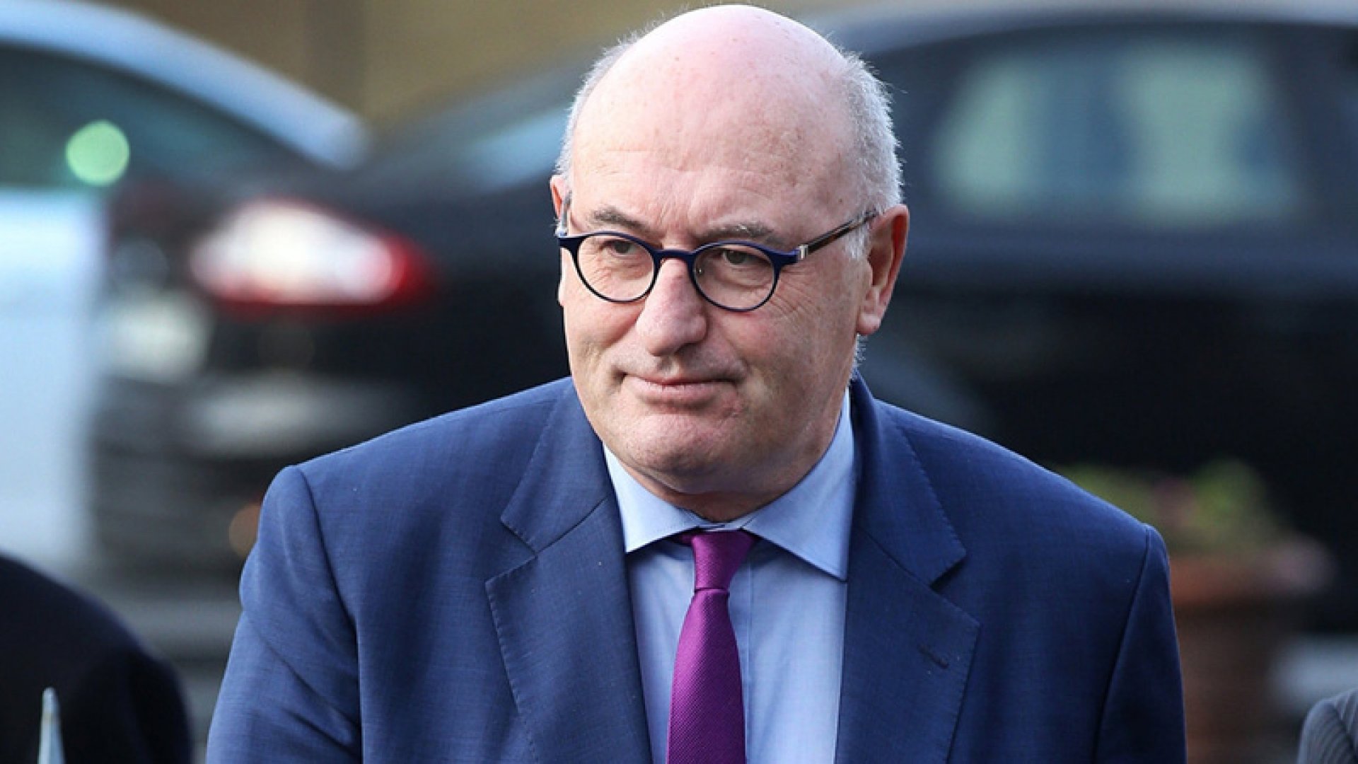 Un eurocomisar şi-a prezentat demisia pentru că nu a respectat autoizolarea în contextul vizitei sale în Irlanda