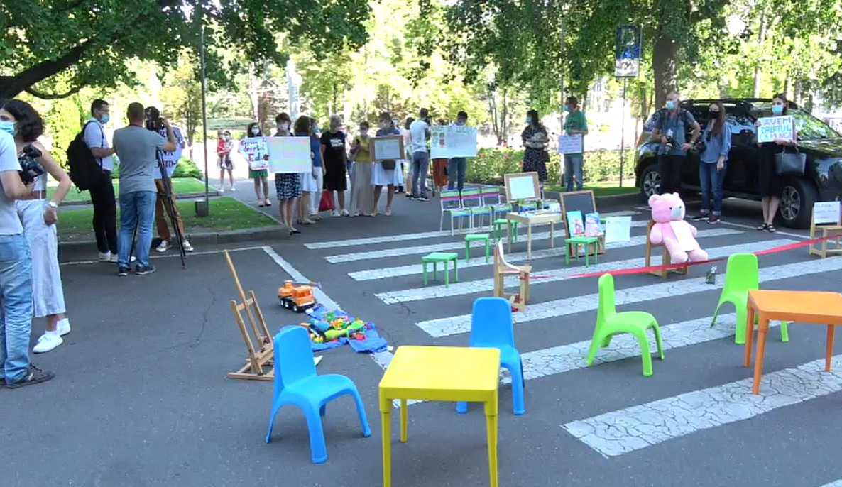 protest-pașnic