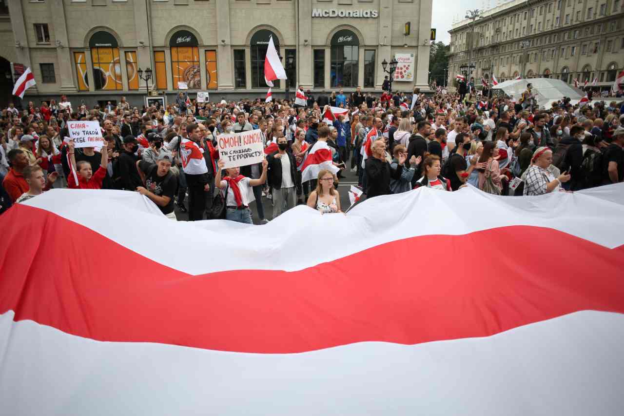 2020-09-06T120834Z_1311353722_RC20TI9YB8HR_RTRMADP_3_BELARUS-ELECTION-PROTESTS (1)