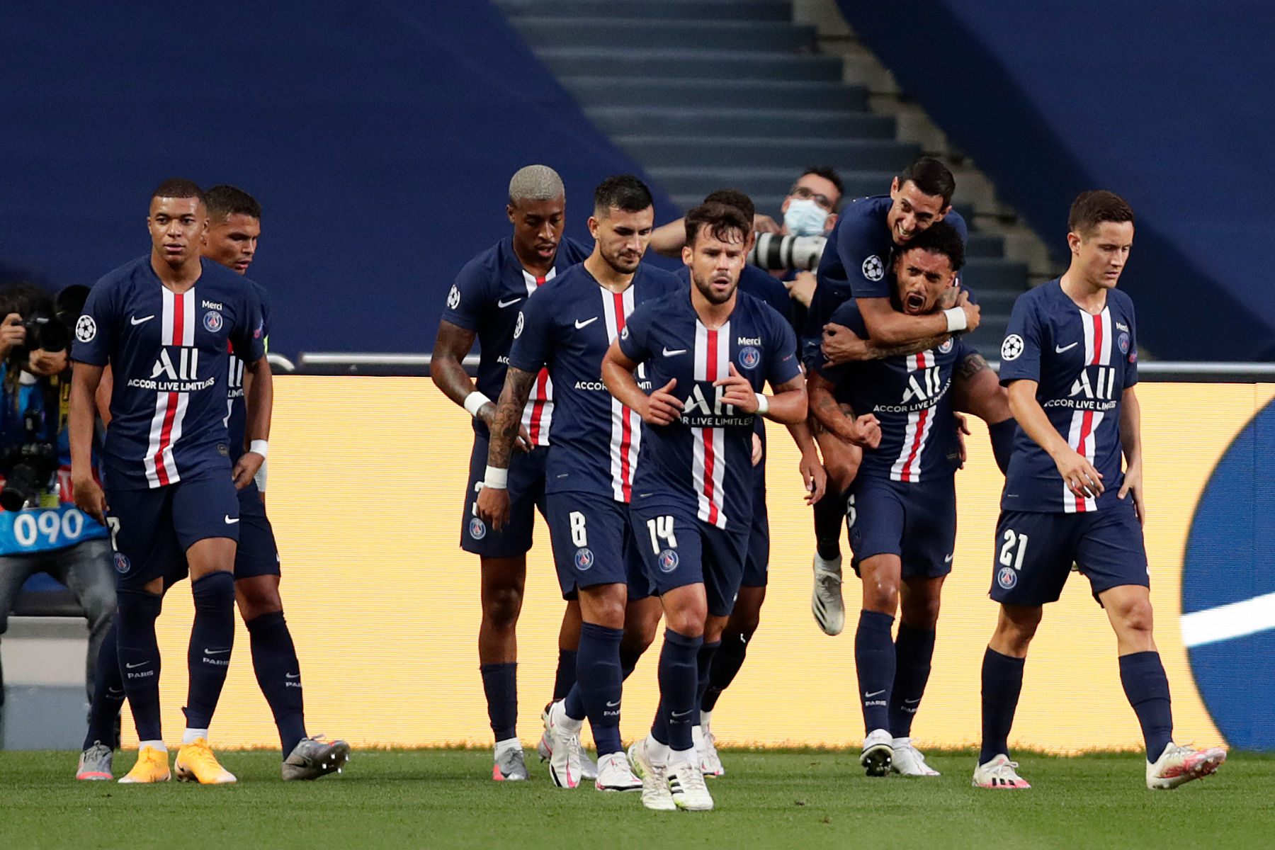 Marquinhos-celebration-Leipzig-vs-PSG-Champions-League-2020