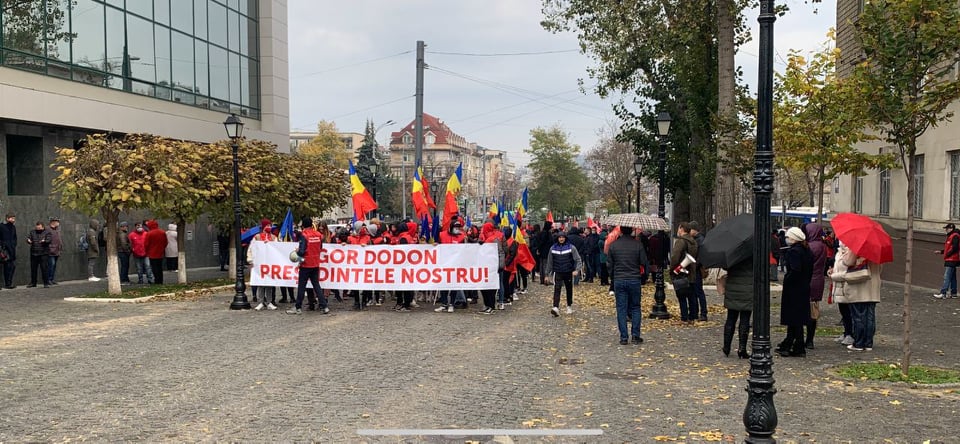 Deputatul Liviu Vovc cere sancționarea organizatorilor și participanților la marșul de astăzi în susținerea lui Igor Dodon
