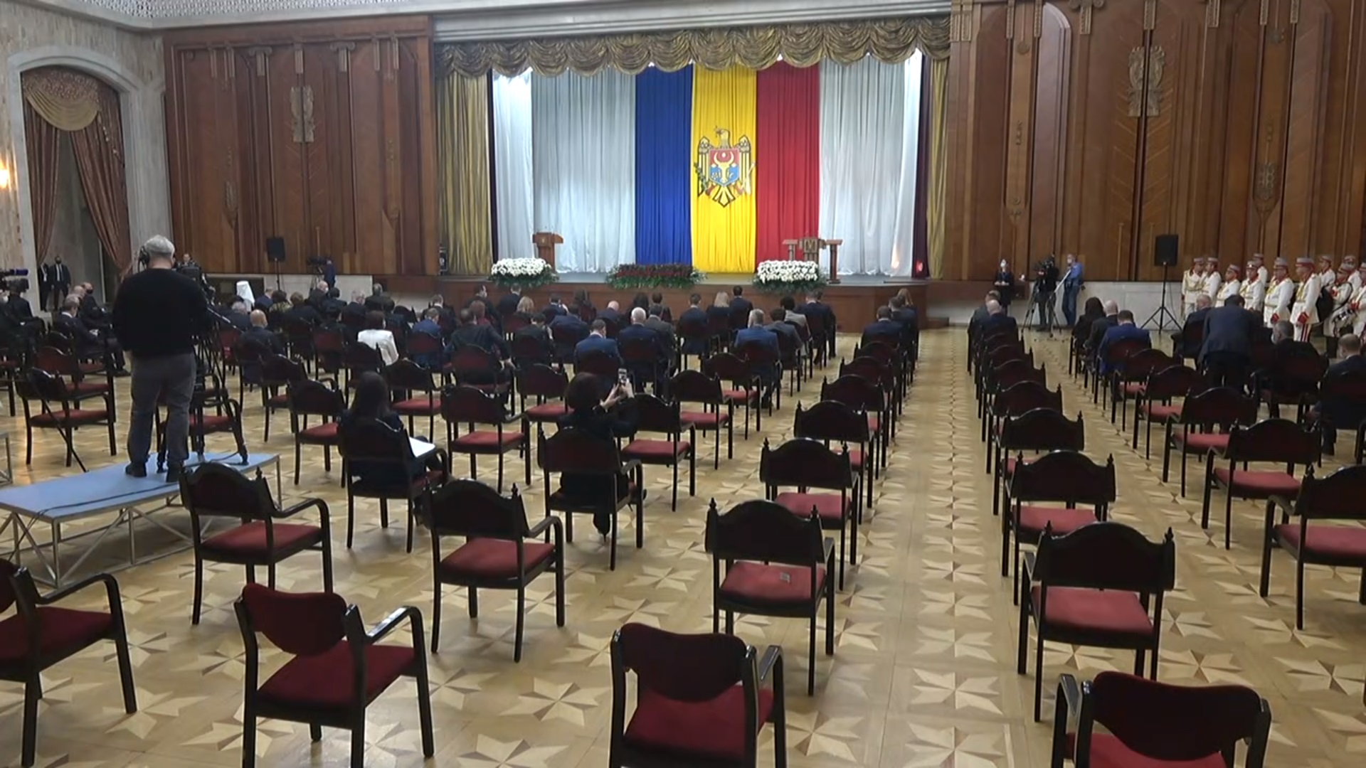 (video) Urmărește live ceremonia de învestire în funcția de președintă a Maiei Sandu